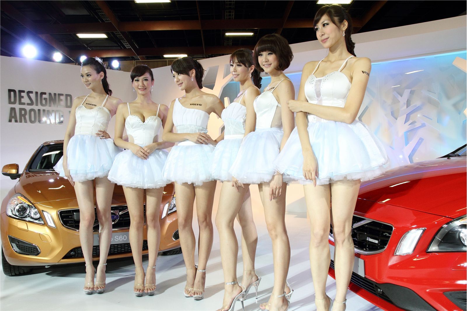 2012 model auto show shows a collection of beautiful women